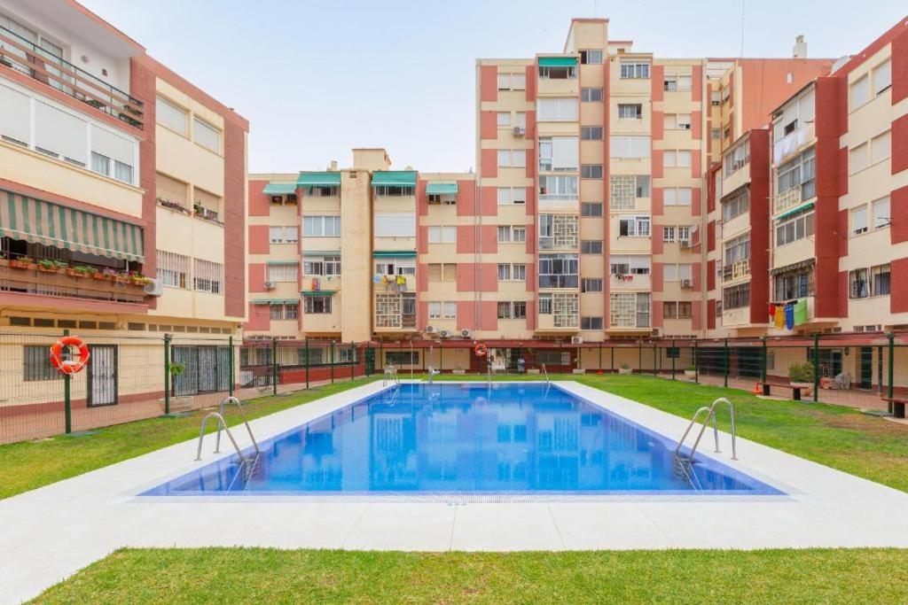 Love Home - Recien Reformado, Piscina, Playa A 10 Minutos, Centro A 5 Minutos Торремолінос Екстер'єр фото